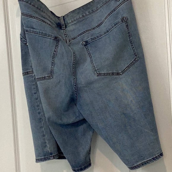 NWOT Lane Bryant Set, 22/24, Denim Shorts & 3/4 Length Sleeve Shirt - Picture 6 of 7